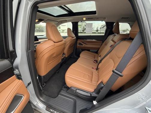 2025 INFINITI QX60 SENSORY