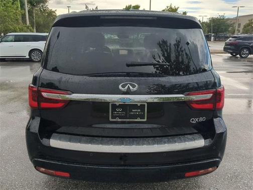 2021 INFINITI QX80 Luxe