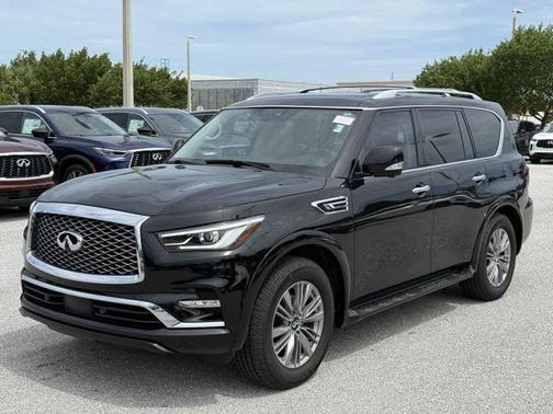 2021 INFINITI QX80 Luxe