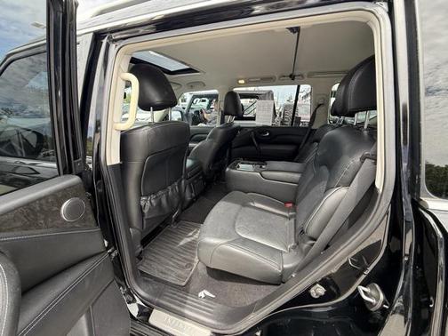 2021 INFINITI QX80 Luxe