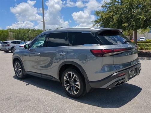 2025 INFINITI QX60 Luxe