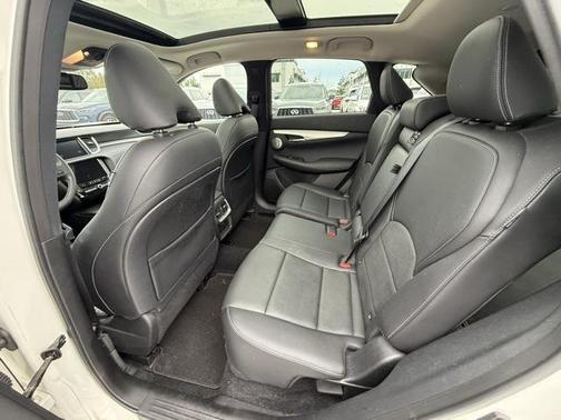 2022 INFINITI QX50 ESSENTIAL