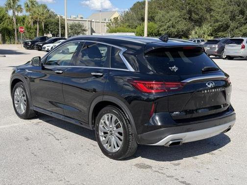 2024 INFINITI QX50 LUXE AWD