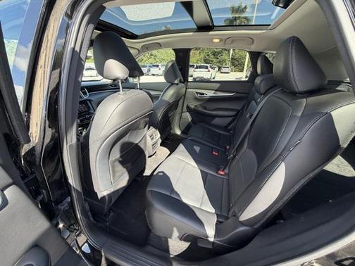 2024 INFINITI QX50 LUXE AWD