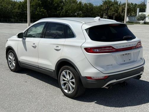 2016 Lincoln MKC Select