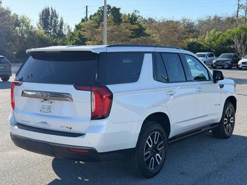 2023 GMC Yukon 4WD AT4