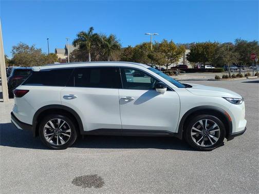 2025 INFINITI QX60 Luxe