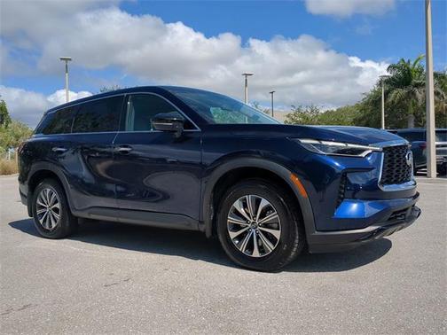 2022 INFINITI QX60 Pure