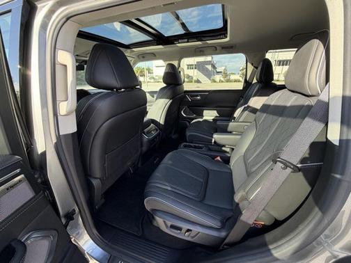 2025 INFINITI QX80 SENSORY AWD