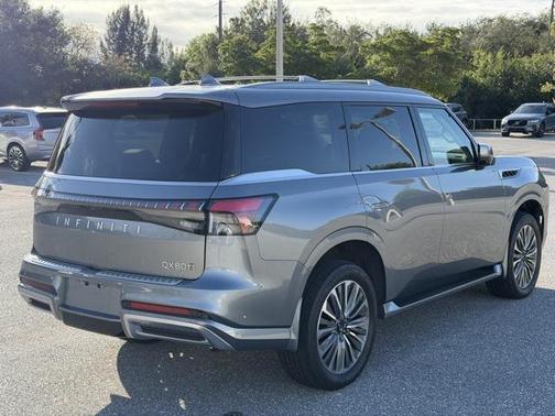 2025 INFINITI QX80 SENSORY AWD