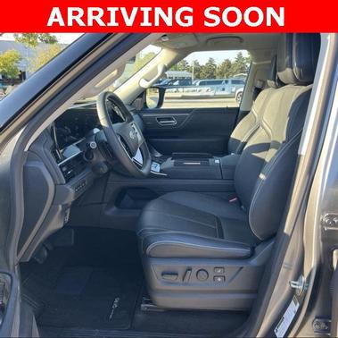 2025 INFINITI QX80 SENSORY AWD