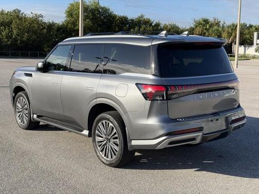 2025 INFINITI QX80 SENSORY AWD