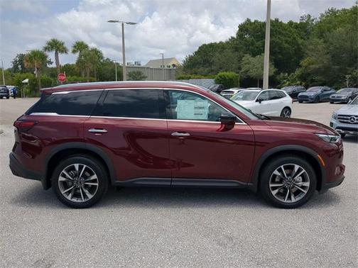 2025 INFINITI QX60 Luxe