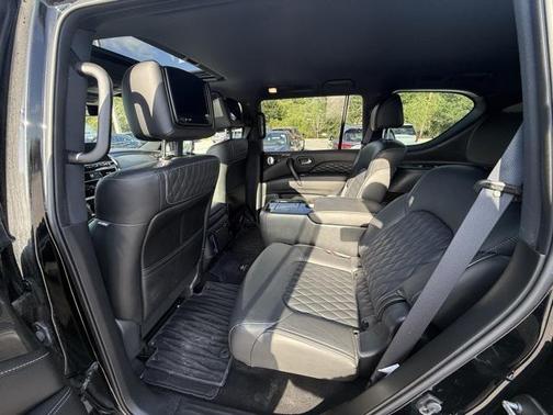 2023 INFINITI QX80 Sensory