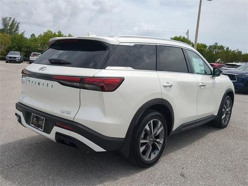 2025 INFINITI QX60 Luxe