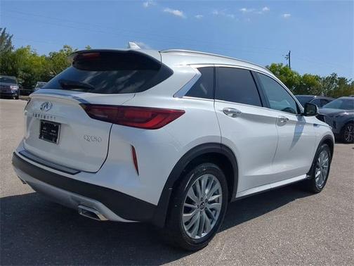 2025 INFINITI QX50 Luxe AWD