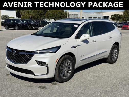 2022 Buick Enclave FWD Avenir