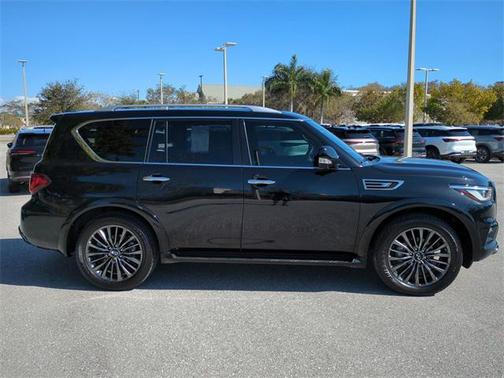 2024 INFINITI QX80 Sensory
