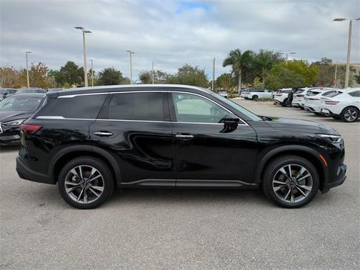 2024 INFINITI QX60 Luxe