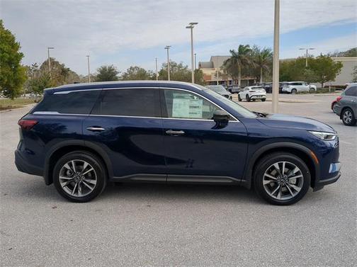 2025 INFINITI QX60 Luxe