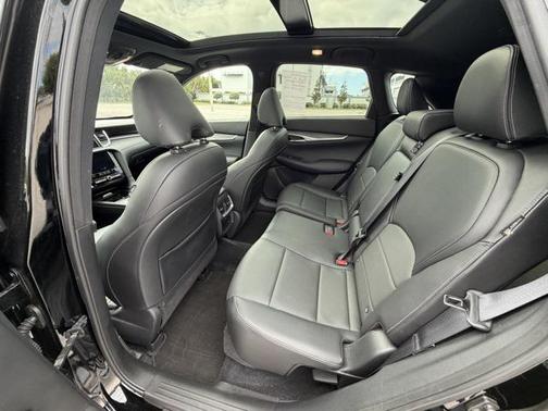 2022 INFINITI QX50 LUXE