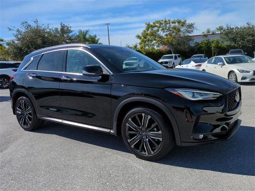 2022 INFINITI QX50 LUXE