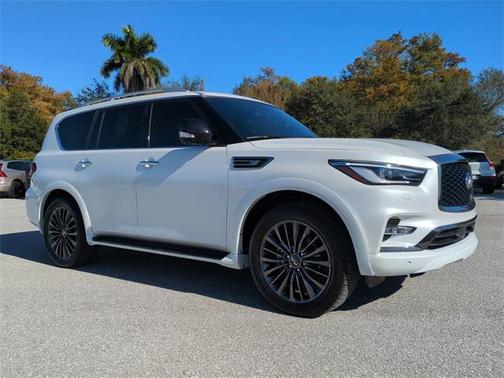 2024 INFINITI QX80 Sensory