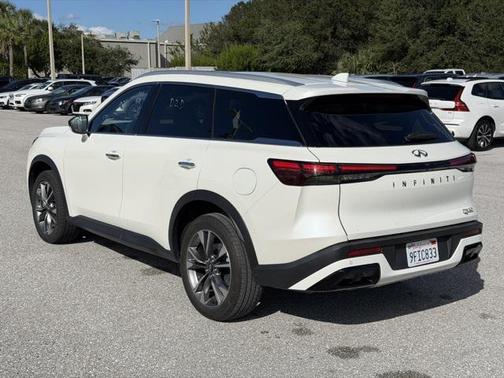 2024 INFINITI QX60 Luxe