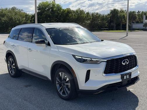 2024 INFINITI QX60 Luxe
