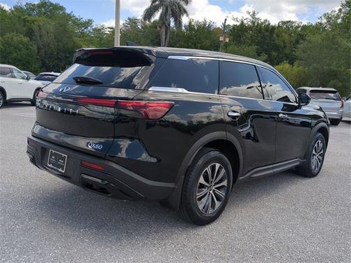 2023 INFINITI QX60 Pure