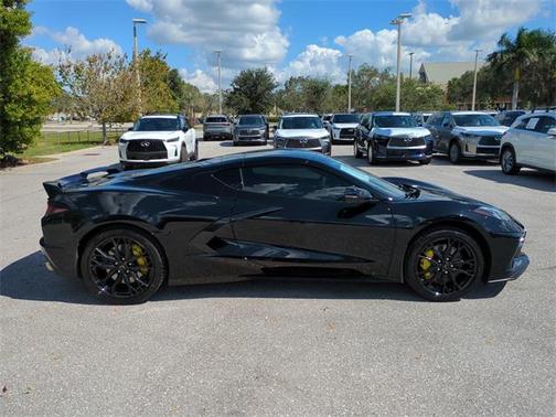 2023 Chevrolet Corvette Stingray w/3LT