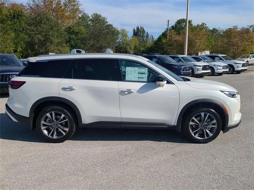 2025 INFINITI QX60 Luxe