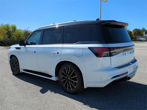 2026 INFINITI QX80 AUTOGRAPH AWD