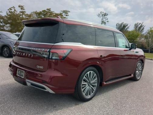 2025 INFINITI QX80 Luxe