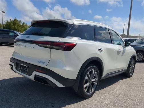 2024 INFINITI QX60 Luxe
