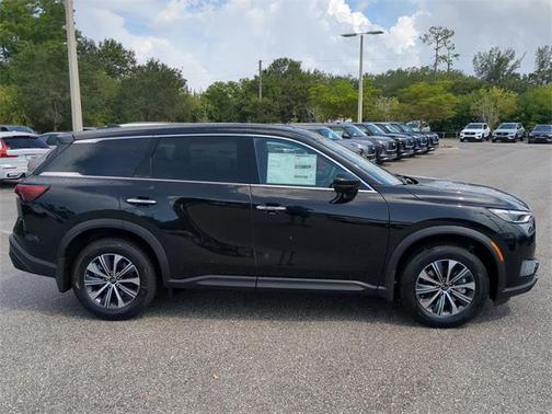2025 INFINITI QX60 Pure