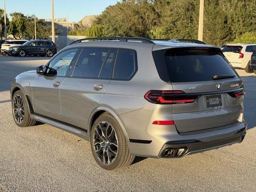 2026 BMW X7 M60i