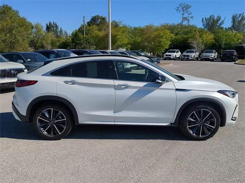 2024 INFINITI QX55 LUXE