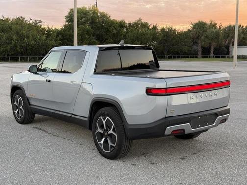 2022 Rivian R1T Adventure