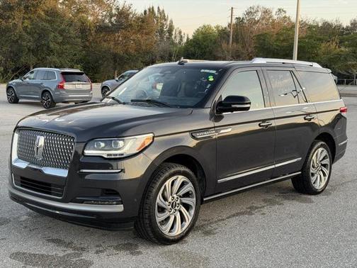 2023 Lincoln Navigator Reserve