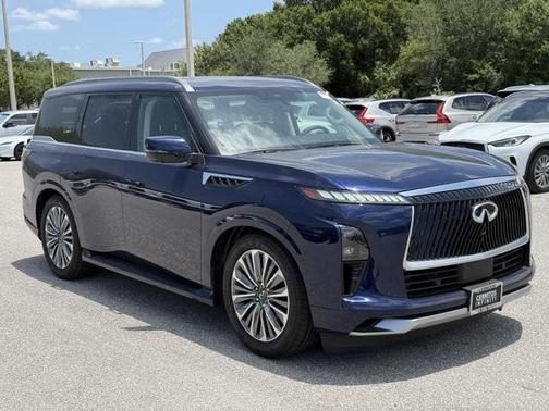2025 INFINITI QX80 Luxe