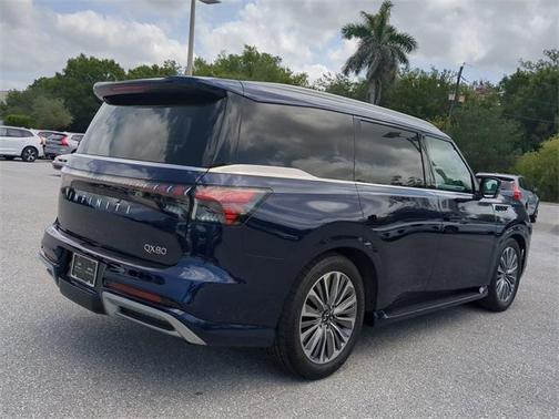 2025 INFINITI QX80 Luxe