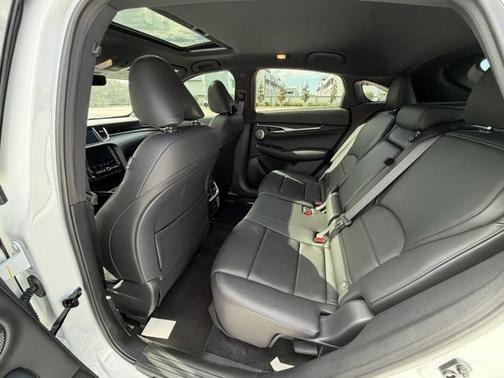 2025 INFINITI QX55 SENSORY