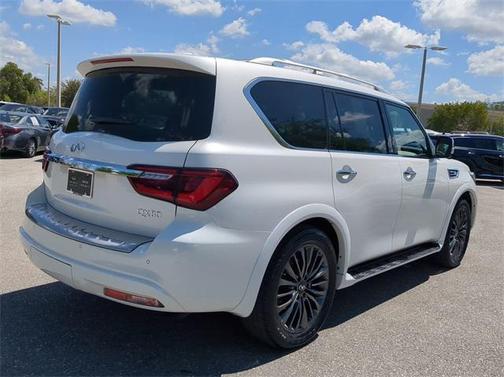 2022 INFINITI QX80 SENSORY