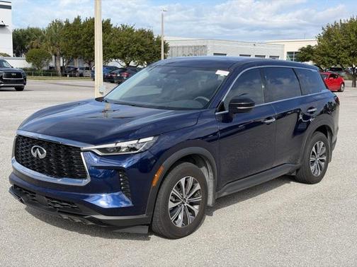 2023 INFINITI QX60 Pure