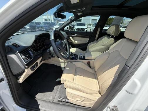 2024 Audi Q5 45 S line Premium Plus