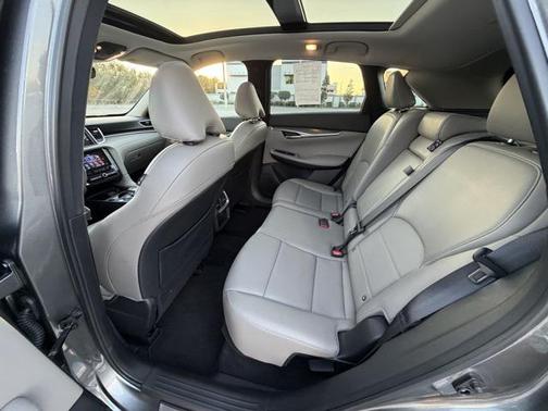 2023 INFINITI QX50 LUXE