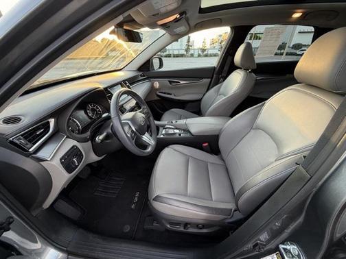 2023 INFINITI QX50 LUXE