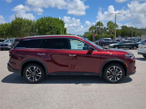 2025 INFINITI QX60 Luxe