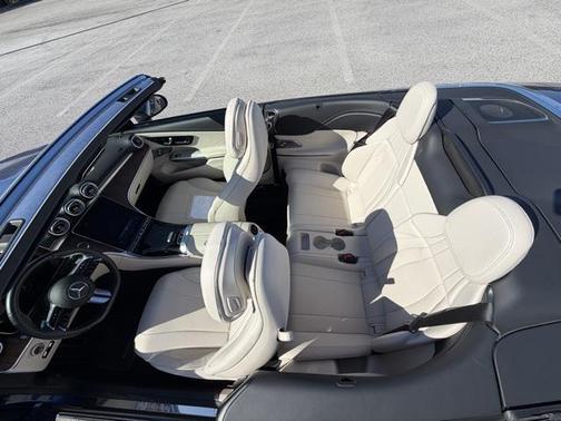 2025 Mercedes-Benz CLE 300 4MATIC Cabriolet